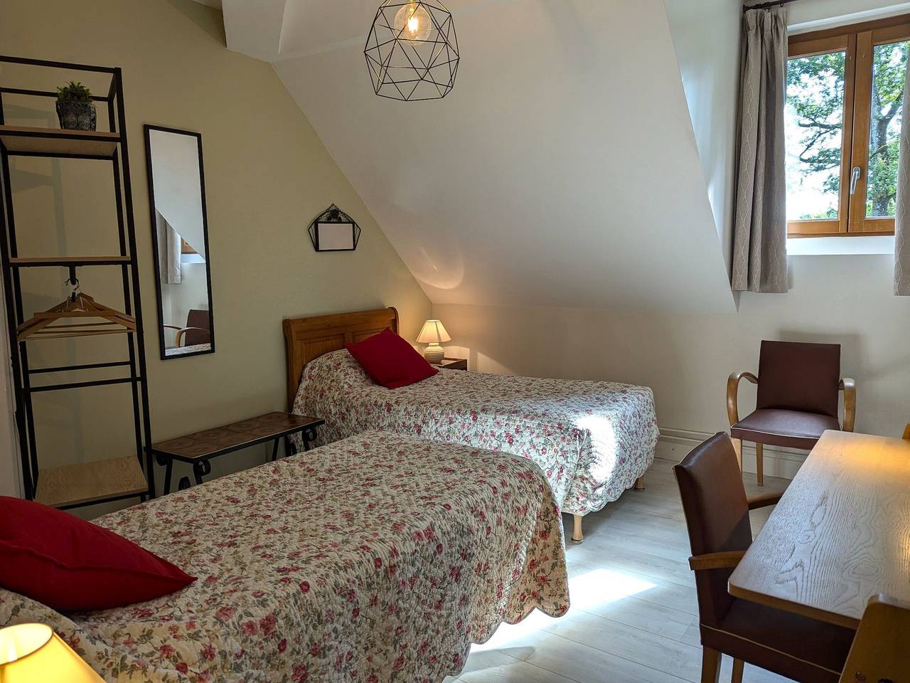 Familienzimmer mit Wlan, Frühstück und Gemeinschaftsbereich in Ligny-le-Ribault, Sologne