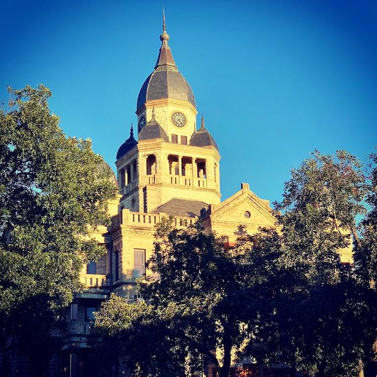 Bolivar Place ganze Treppe hinauf 2 br / 1 Bad Nur wenige Gehminuten von der Innenstadt / Twu in Denton, Denton County