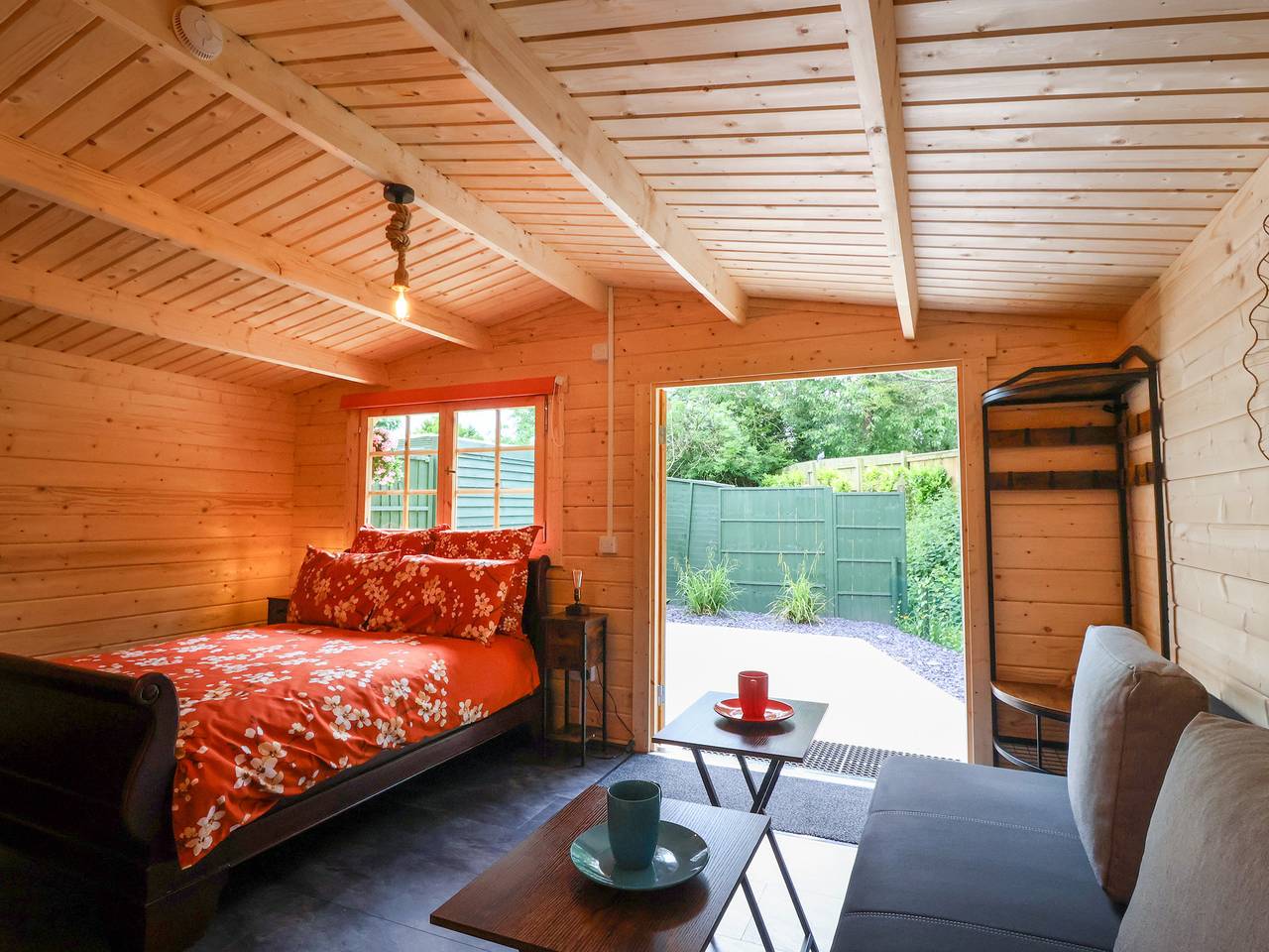 Log Cabin - Amber Glow in West Pennard, Somerset