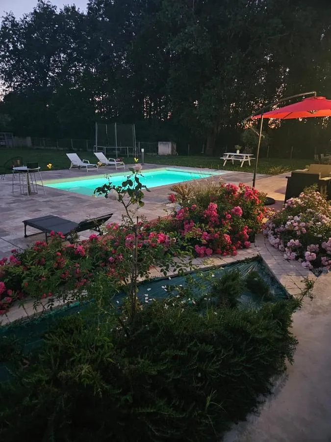Apartamento de vacaciones para 2 personas, con vistas además de piscina y jardín, Se admiten mascotas - 1