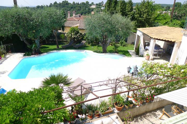 Ferienhaus für 8 Personen, mit Balkon und Terrasse sowie Garten in Vence - 3