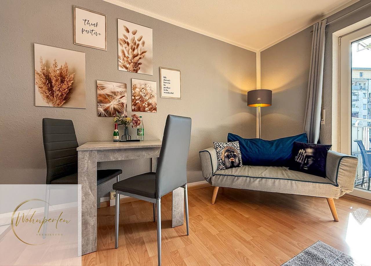 Ganze Wohnung, Modernes Apartment in Dresden - Neustadt mit überdachtem Balkon und umfassender Ausstattung in Dresden-Neustadt, Dresden