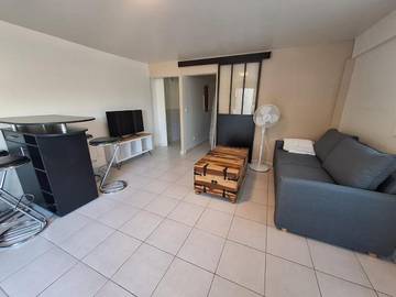 Gîte pour 4 personnes, avec jardin à Koungou