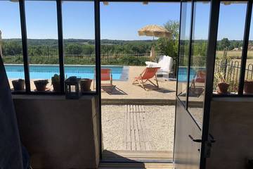Gîte pour 6 personnes, avec jardin à Bars