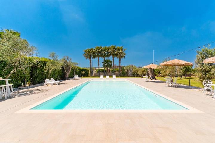 Chalet para 2 personas, con jardín y piscina además de sauna y terraza - 1