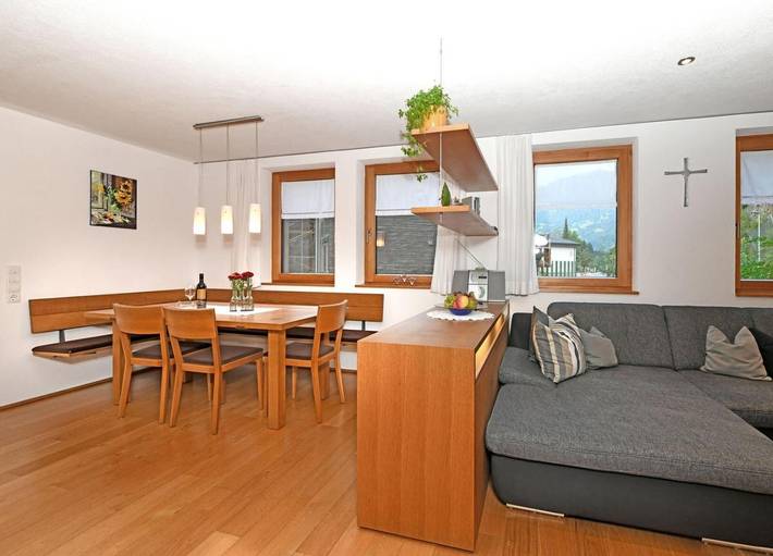 Holiday Home 'Hausblick' with Mountain Views, Private Terrace and Wi-Fi