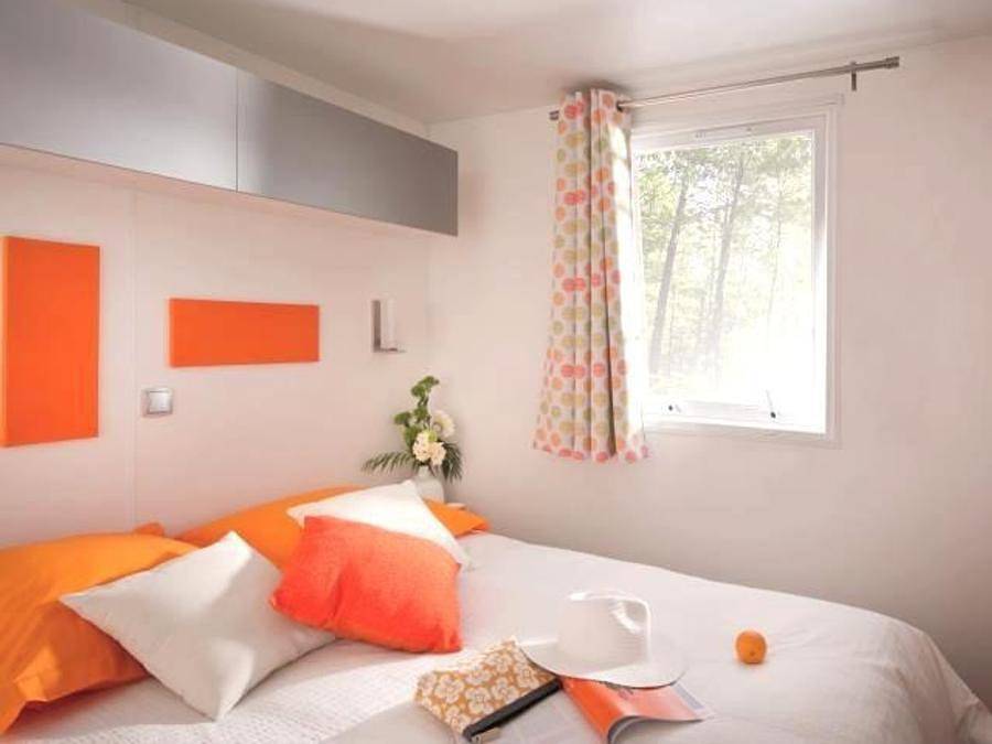 Flower Camping l'Ile d'Offard - Mobilhome 2 personnes - Mobil-home Standard 18m² 1 chambre + terrasse semi-couverte in Saumur, Vallée de la Loire