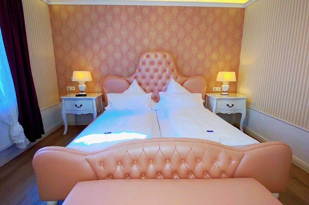 Ganze Wohnung, Elegant 2 room apartment in the center of town in Badenweiler, Südschwarzwald