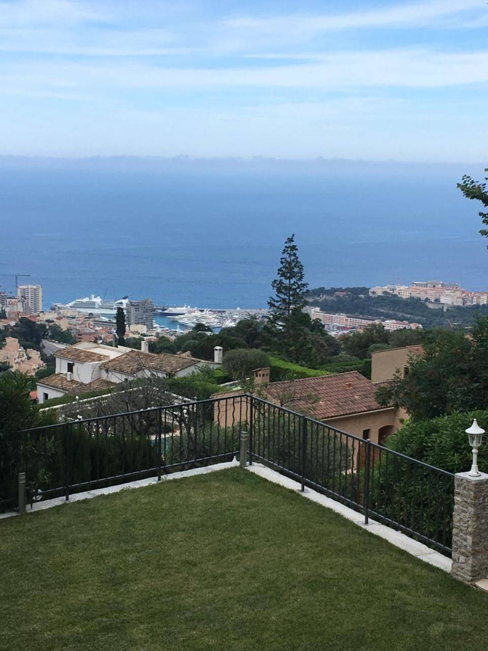 Monte Carlo View and Spa in La Turbie, Côte méditerranéenne (France)