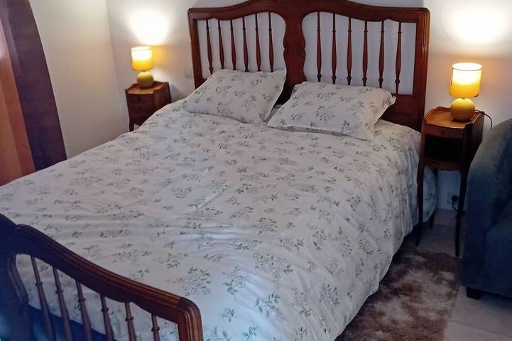 Location de vacances pour 5 personnes, avec jardin dans Thiel-sur-Acolin - 3