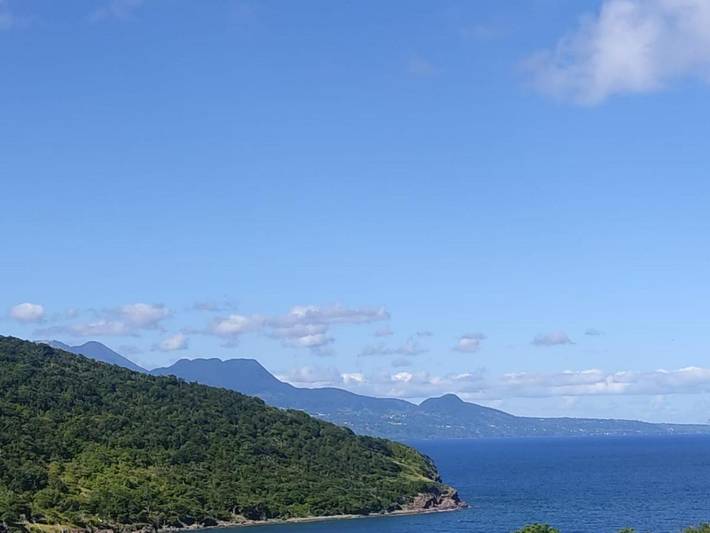 Location de vacances pour 2 personnes, avec jardin et terrasse à Terre-de-Bas - 3