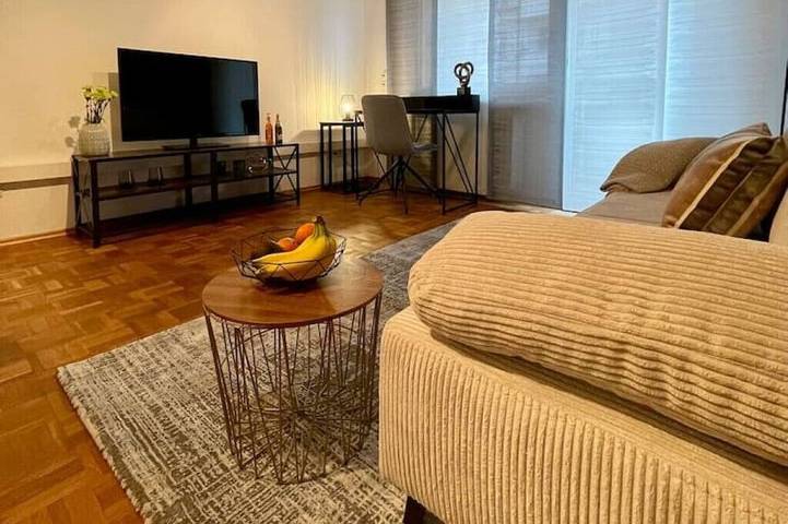 Ferienwohnung für 2 Personen, mit Balkon in Karlsruhe