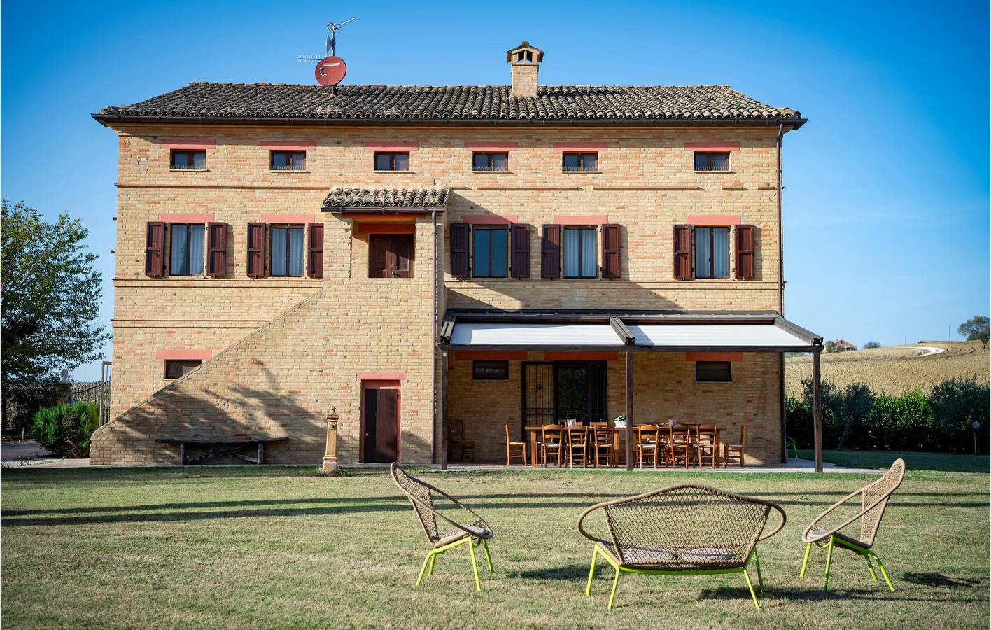 Holiday home for 12 people with garden in Treia (Italy), Macerata Province