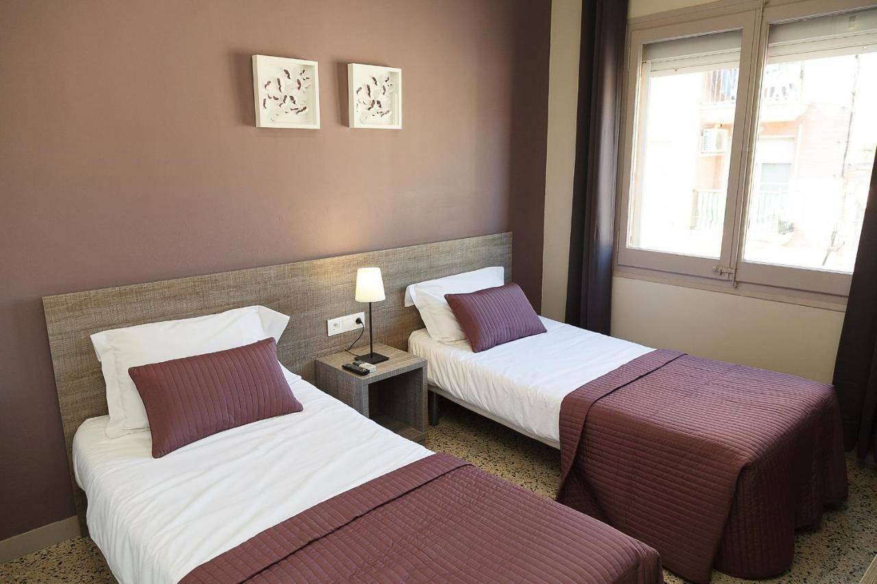 Hostal Fonda Montserrat in Cambrils, Costa Dorada