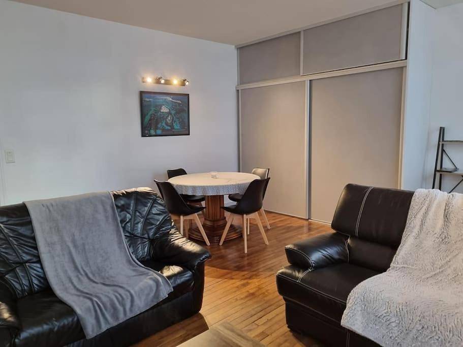 Appartement entier, Grand appartement près de la Cathédrale de Quimper in Quimper, Région de Quimper