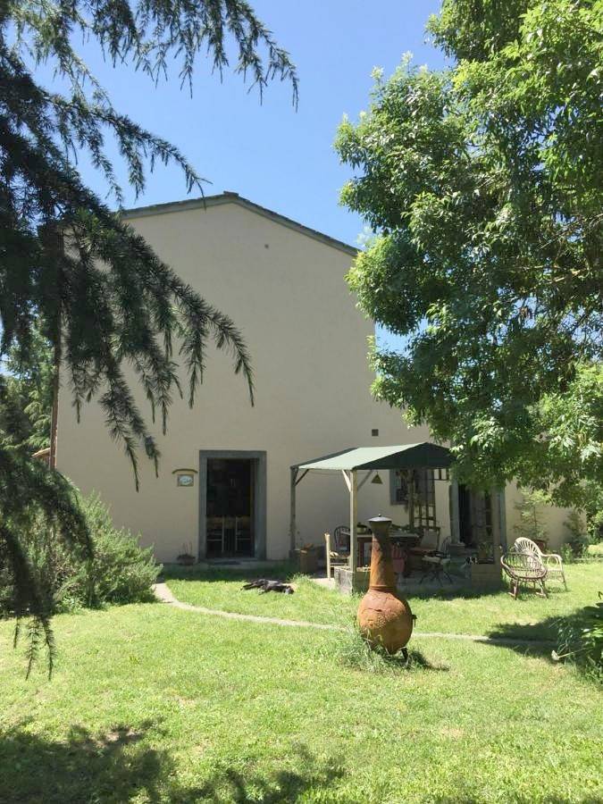 Double or Twin Room with Shared Bathroom in Fauglia, Italienische Riviera