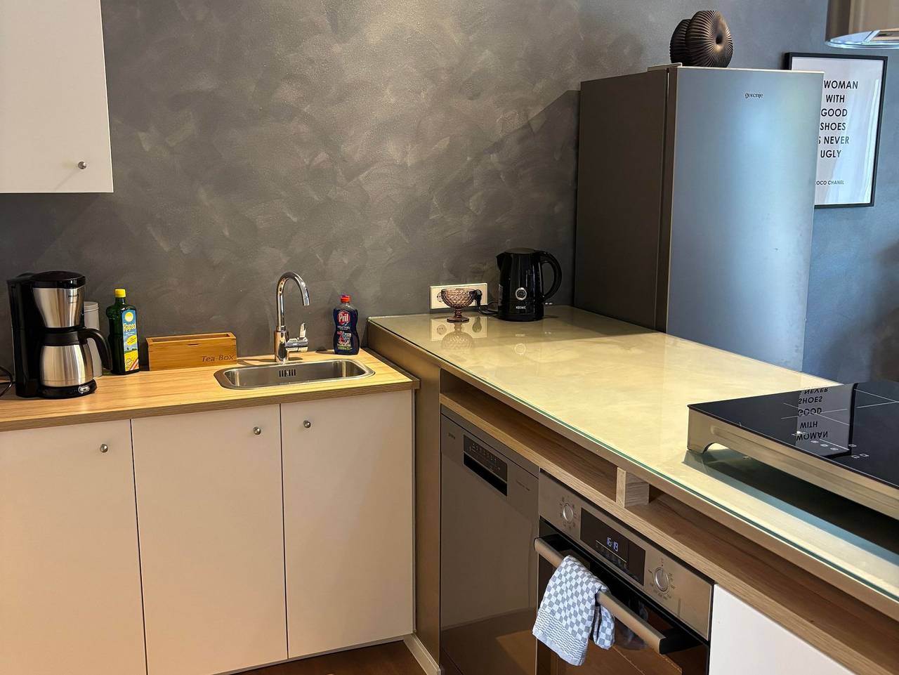 Ganze Ferienwohnung, Hunsrückglück -Ferienhaus am Schinderhannes Radweg - Appartement/Fewo, Dusche, Wc, 2 Schlafräume in Lingerhahn, Hunsrück