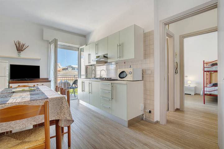 Ferienwohnung für 4 Personen, mit Balkon in Jesolo - 3