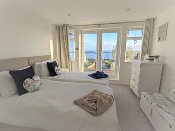 Holiday Rental for 6 People in Ventnor, Isle of Wight, Photo 1