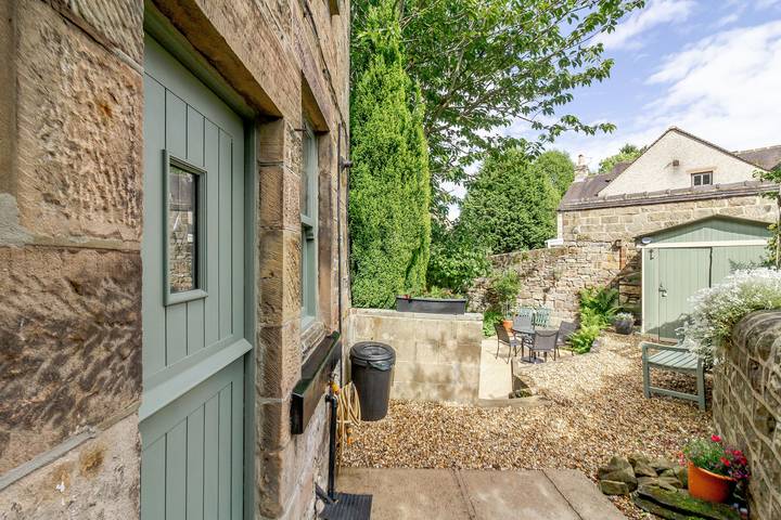 Log cabin for 3 people in Matlock