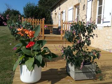 Gîte pour 8 personnes, avec jardin et terrasse à Le Pin-la-Garenne