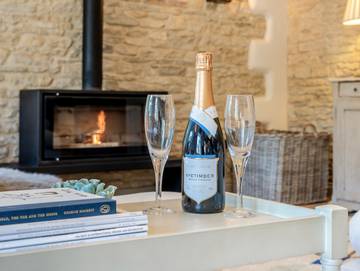 Holiday Home for 4 People in The Cotswolds, South East England, Photo 4