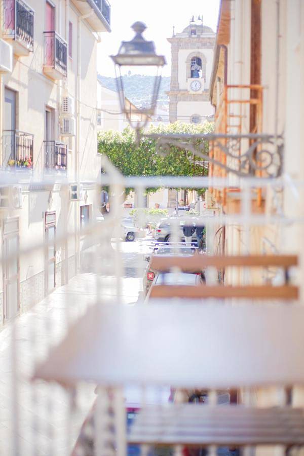 B&b per 2 persone, con Balcone e Panorama a Santo Stefano di Camastra
