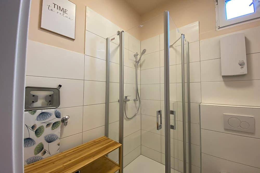 Appartement entier, Apartment Sleeps 3 with Parking and Garden in Neuendorf (Koblenz), Coblence