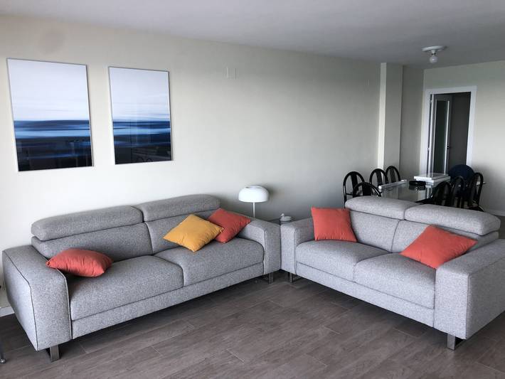 Apartamento entero, Pasos para Sand Pad N Barcelona, paquete de 3 habitaciones y 2 baños in Platja del Morer (Sant Pol de Mar), Sant Pol de Mar