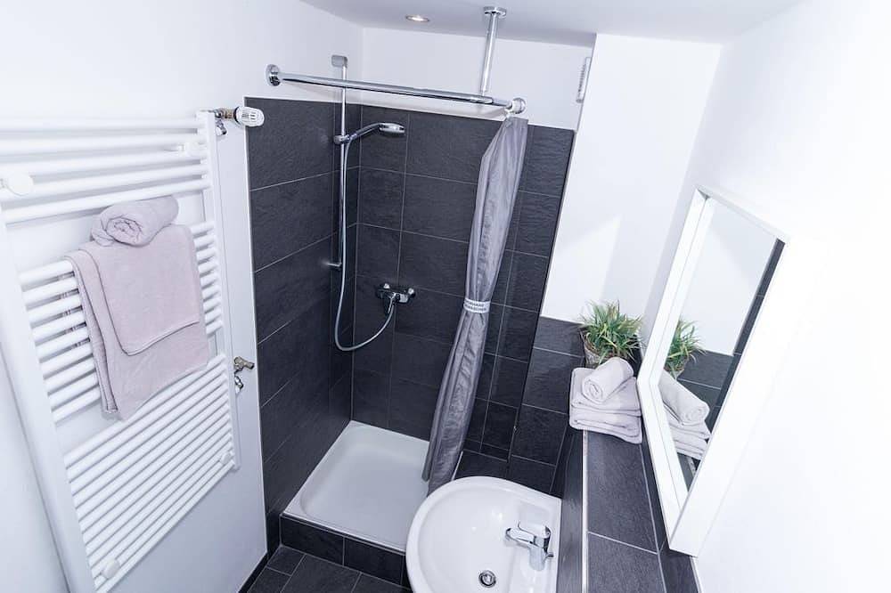 Ganze Wohnung, 2-Raum-Apartment für 1-3 Personen - Fabryshof, Apartements in Bollendorf, Eifelkreis Bitburg-Prüm
