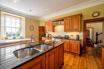 Villa for 14 People in Highlands, Scotland, Photo 4