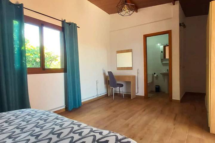 Bungalow Villa Clara, 3 bedrooms, 2 bathrooms, San Sebastián de La Gomera in San Sebastián de la Gomera, La Gomera