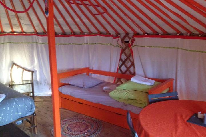 Camping pour 6 personnes, avec Jacuzzi et Piscine dans Saône-et-Loire