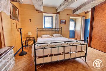 Gîte pour 5 personnes, avec jardin et terrasse à Plumergat