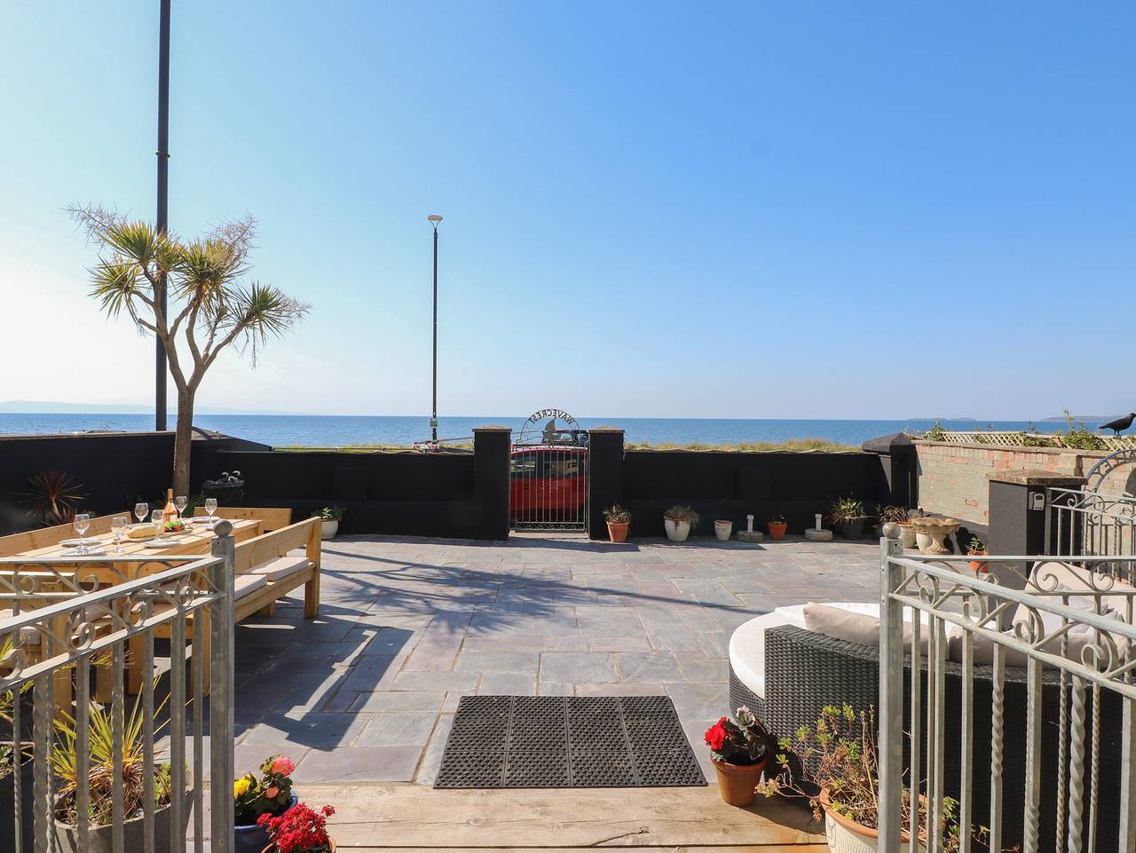 Wavecrest in Pwllheli, Gwynedd