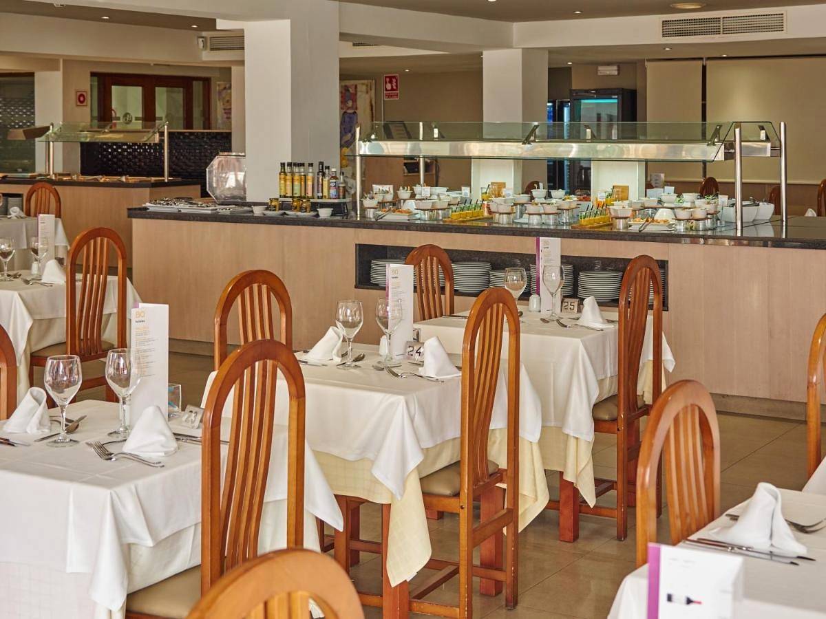 Hôtel pour 10 personnes avec terrasse in Can Pastilla, Palma de Majorque