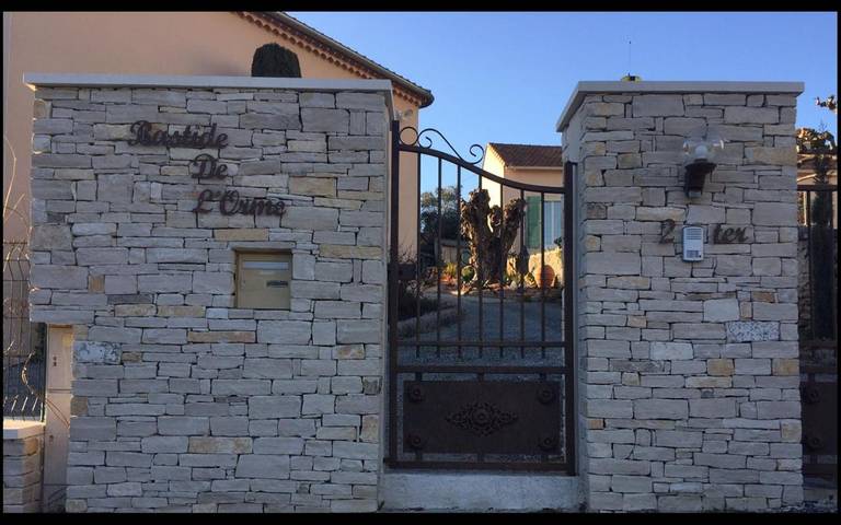 Appartement de vacances pour 3 personnes, avec Terrasse ainsi que Jardin et Vue