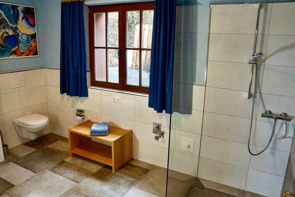 Ganze Wohnung, Ferienwohnung Grün und Aussichtsreich - Appartement/Fewo, Dusche, Wc, 1 in Merzig, Saar-Nahe-Bergland