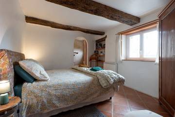 Location De Vacances pour 2 Personnes dans Reillanne, Région de Forcalquier, Photo 1