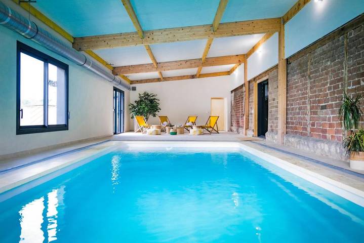 Chambre d’hôte pour 4 personnes, avec Terrasse et Jardin ainsi que Piscine et Sauna