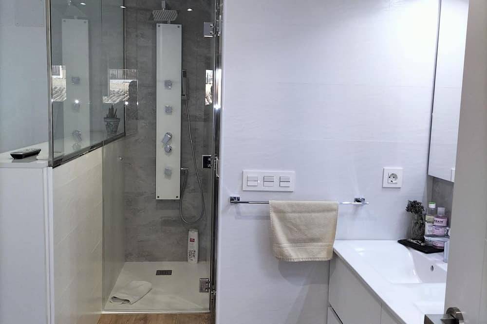 Entire apartment, Realejo Paradise. Penthouse with terrace in Centro (Granada), Granada