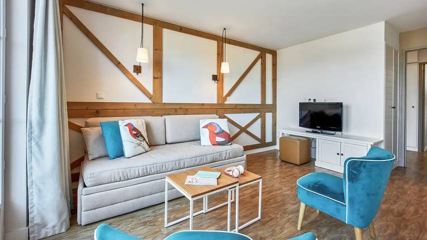 Gîte pour 9 personnes, avec piscine ainsi que balcon et sauna, animaux acceptés à Houlgate