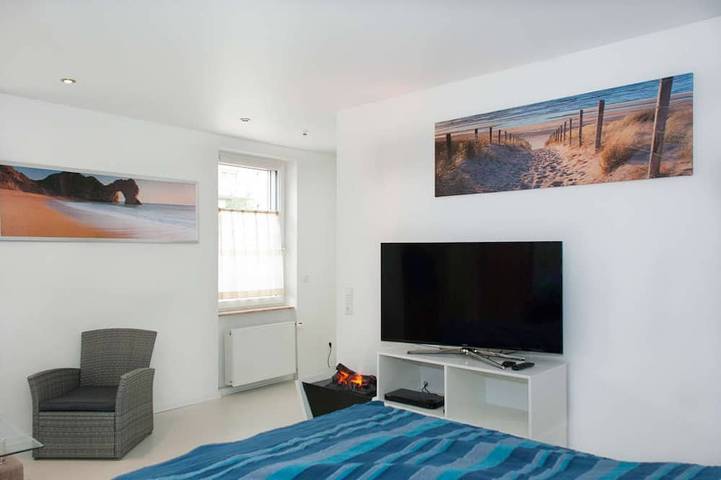 Appartement entier, “Neptune” Apartment – private terrace, gym & parking in Leverkusen, Bergisches Land