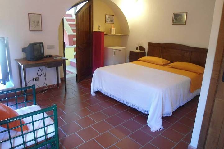 Apartamento entero, Estudios A unos 200 metros del mar en una casa de '700 in Falconara Albanese, Costa Tirrénica Calabria
