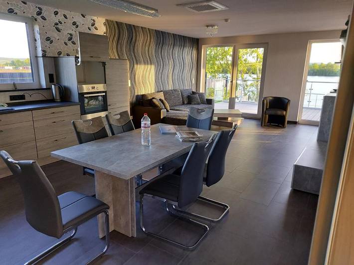 Ferienwohnung für 6 Personen, mit Whirlpool und Terrasse sowie Garten und Sauna in Nordhausen - 4