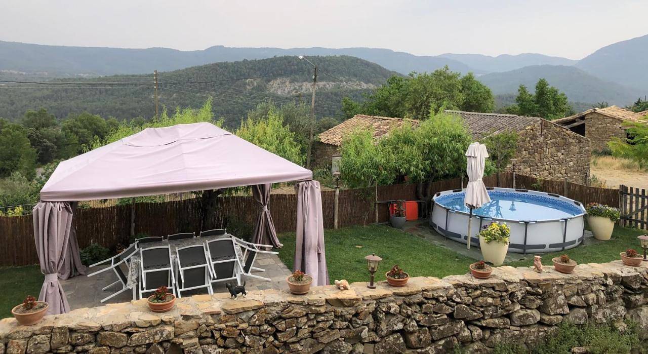 Four-Bedroom House in Morillo de Monclus, La Fueva
