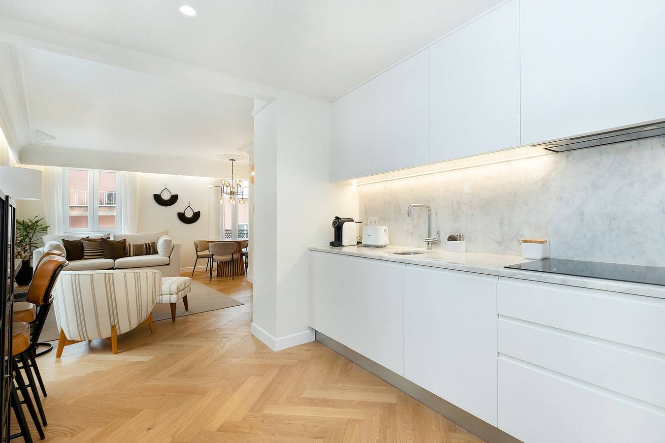 Geheel appartement, Vakantieappartement voor 4 personen met balkon in Lapa, Lissabon