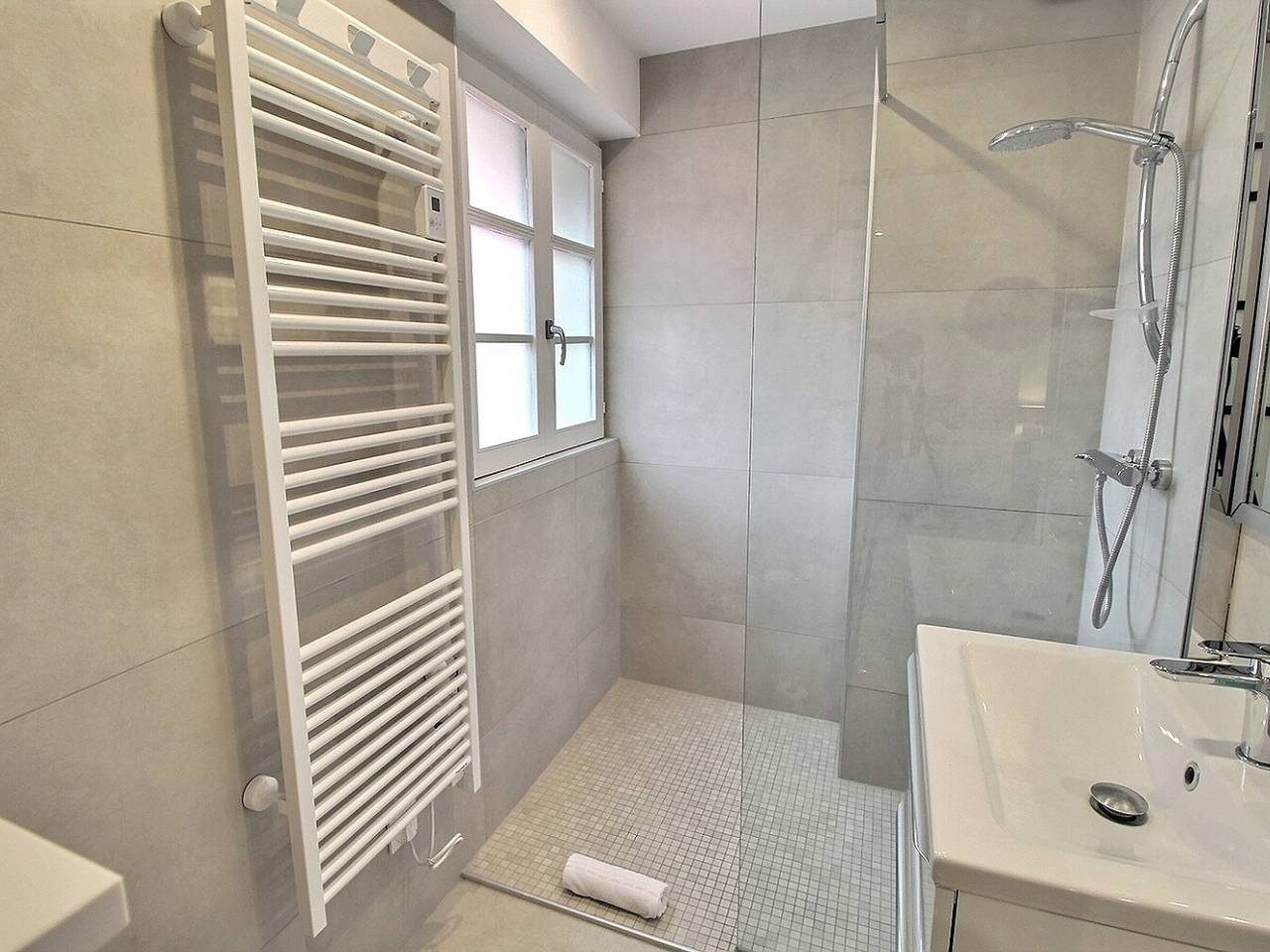 Entire apartment, Elegant duplex for 4 with garage in Colmar center in Colmar, Colmar region