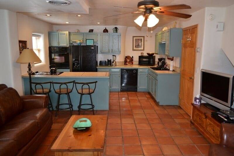 Zwei Blocks zu Fuß zur Plaza, Historisches 2-Story, Balkon Casita in Santa Fe, Santa Fe County