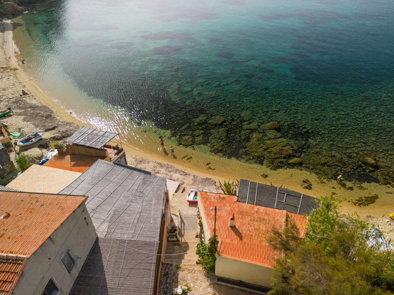 Entire holiday apartment, Agave in Scaglieri, Tuscan Archipelago National Park